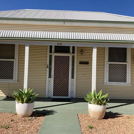 Maeville Cottage Broken Hill Buitenkant foto